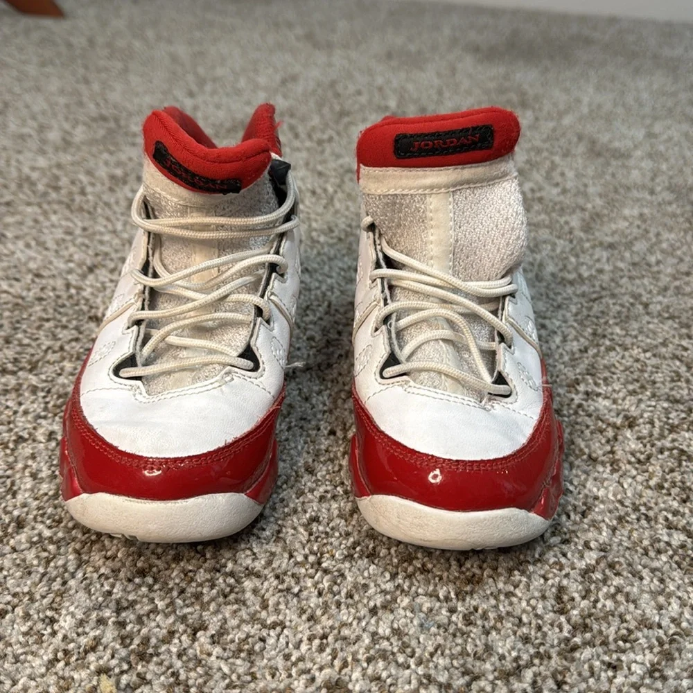 NIKE Kid's Jordan 9 Retro White Gym Red (PS) Size 12C - Picture 6 of 11